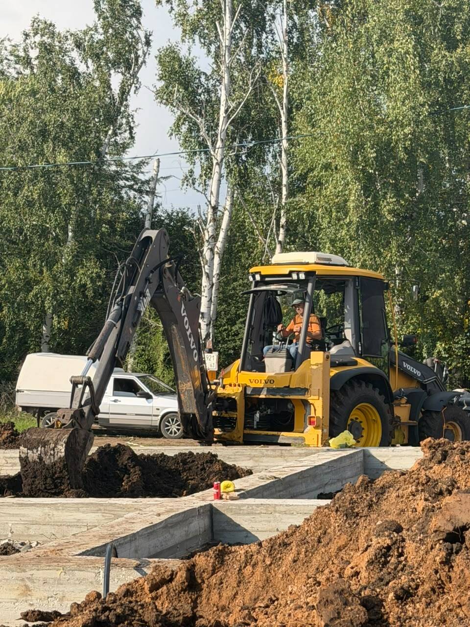 Подготовка участка — фото с объекта команды Содиков