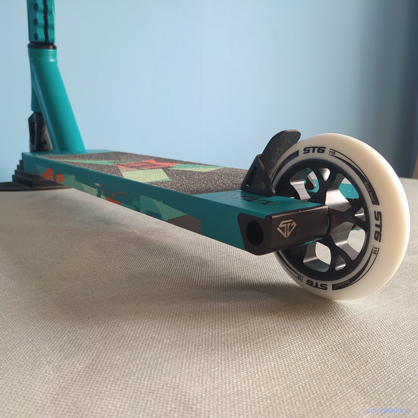 Трюковьй самокат Novatrack Pixel 80 синий