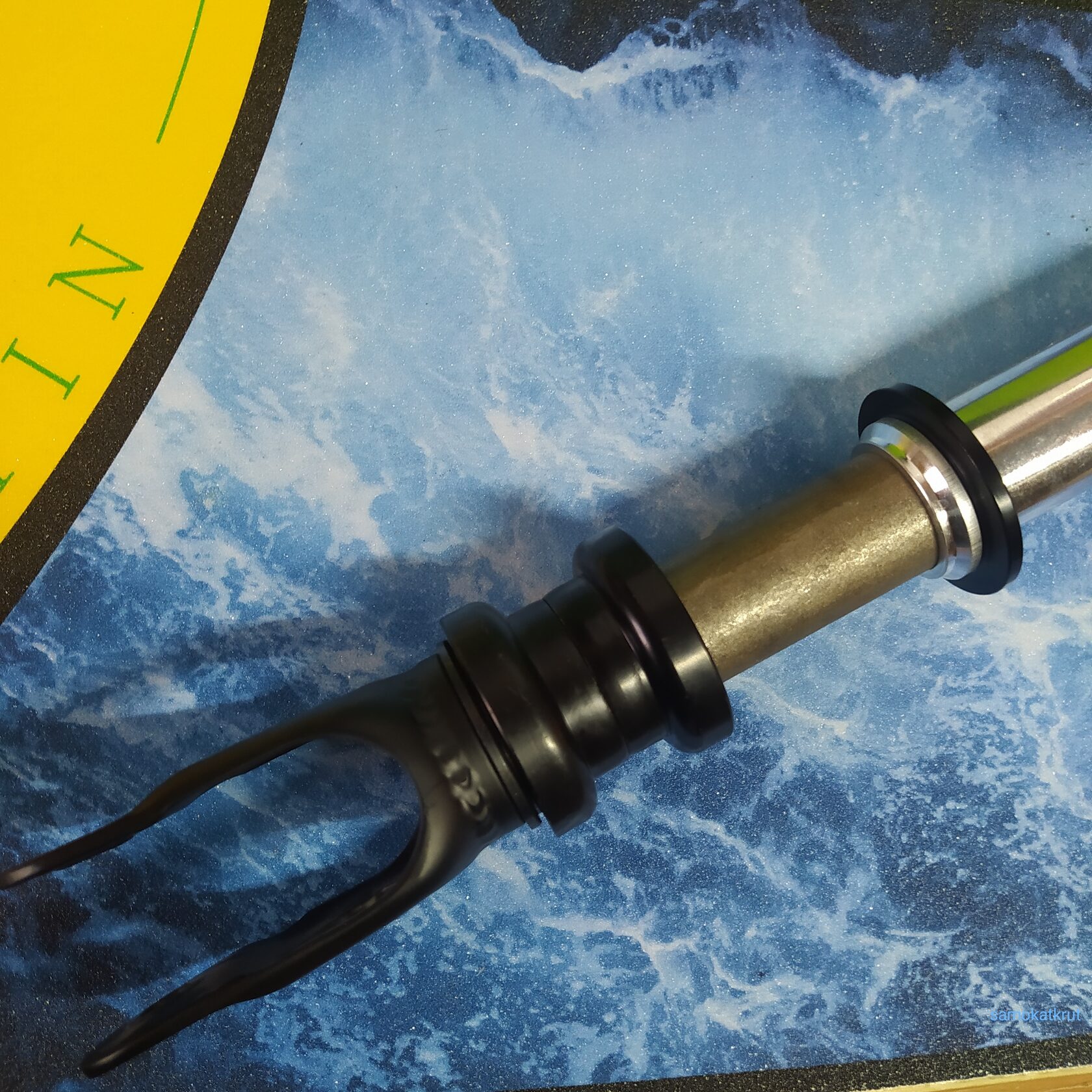 Вилка для трюкового самоката 