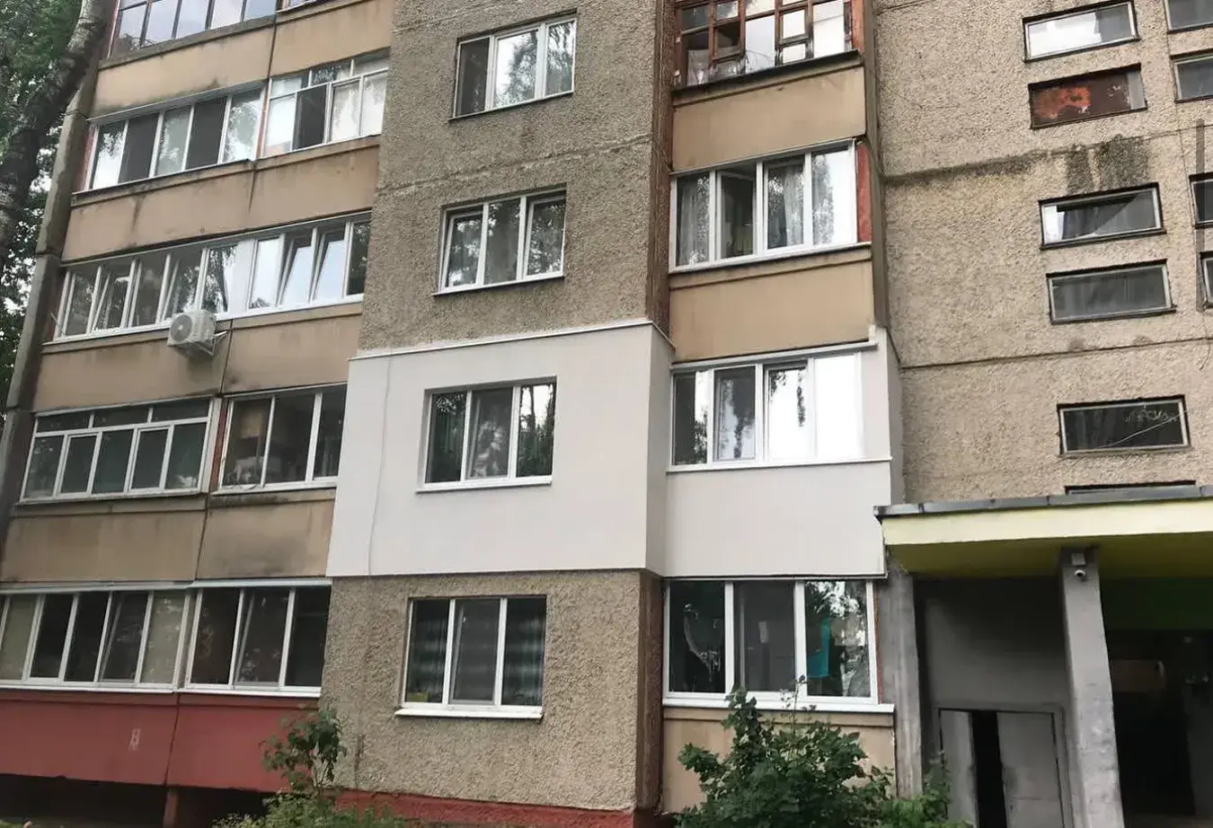 Готовый утеплённый участок фасада
