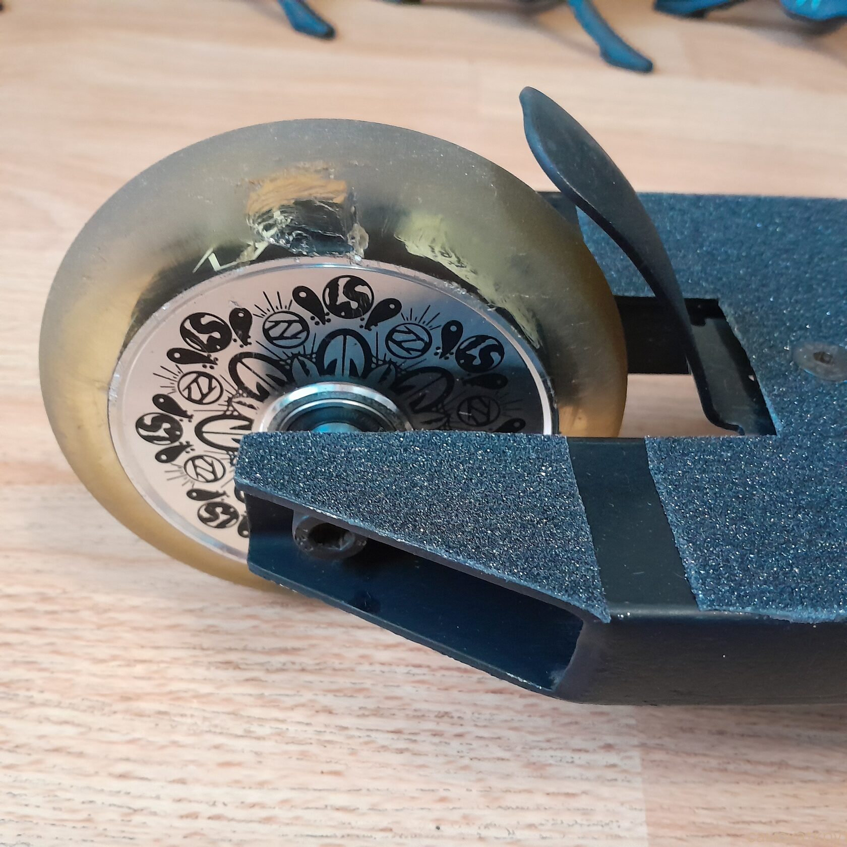 AO Maven бу трюковой самокат