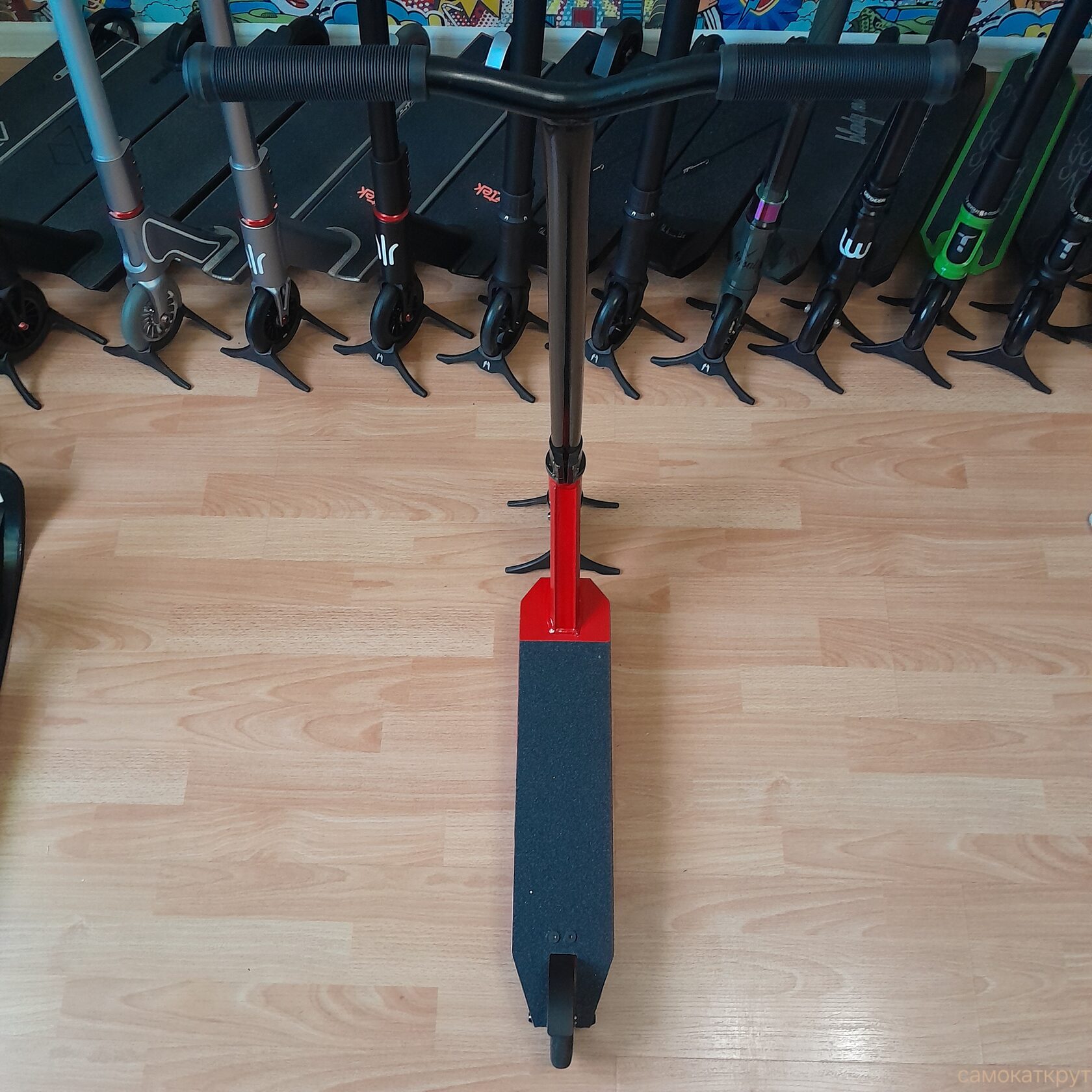 Красный ihc бу трюковой самокат стрит