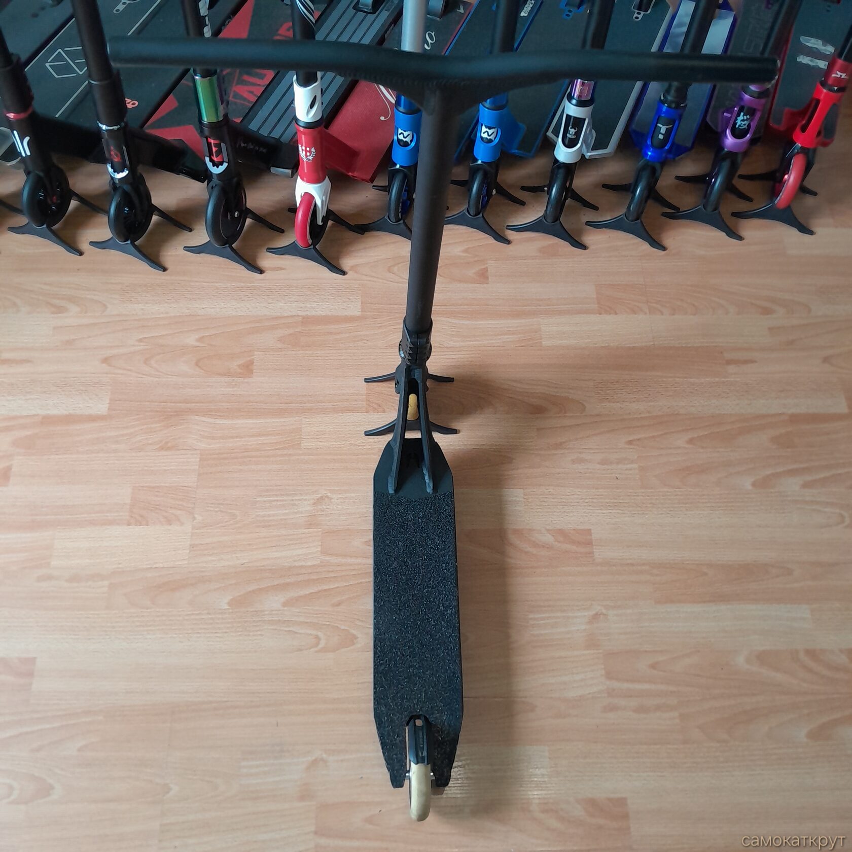 Techteam provokator 47 на деке Ethic erawan v2 48cm черный бу трюковой самокат