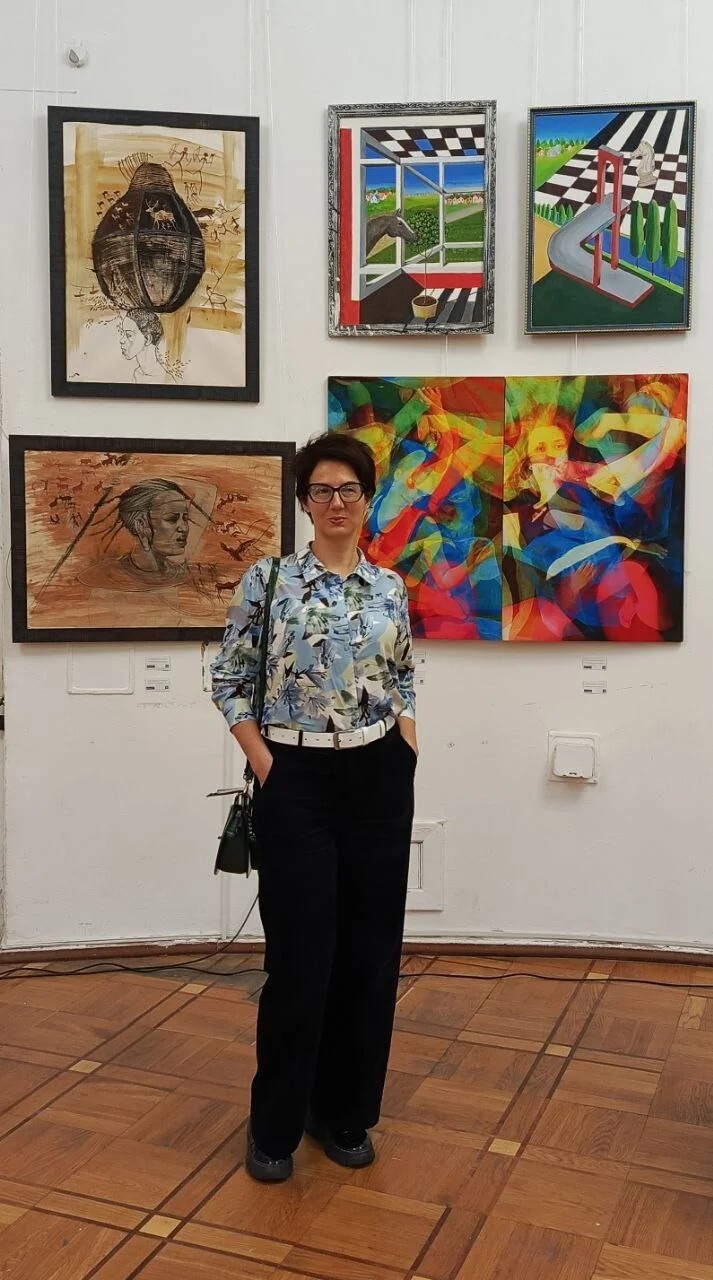 Панорама вернисажа в галерее