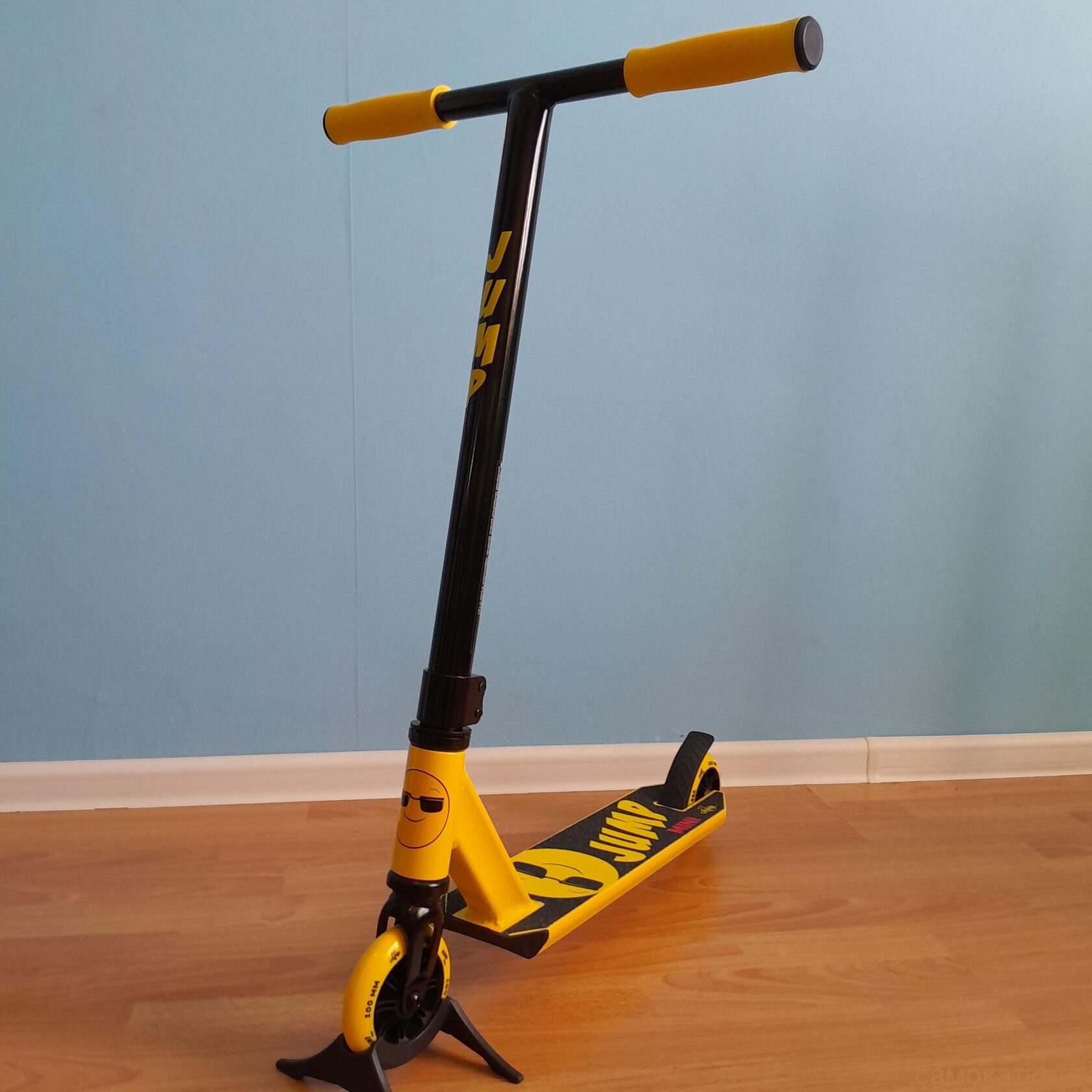 Трюковый самокат MINIJUMP детский жёлтый