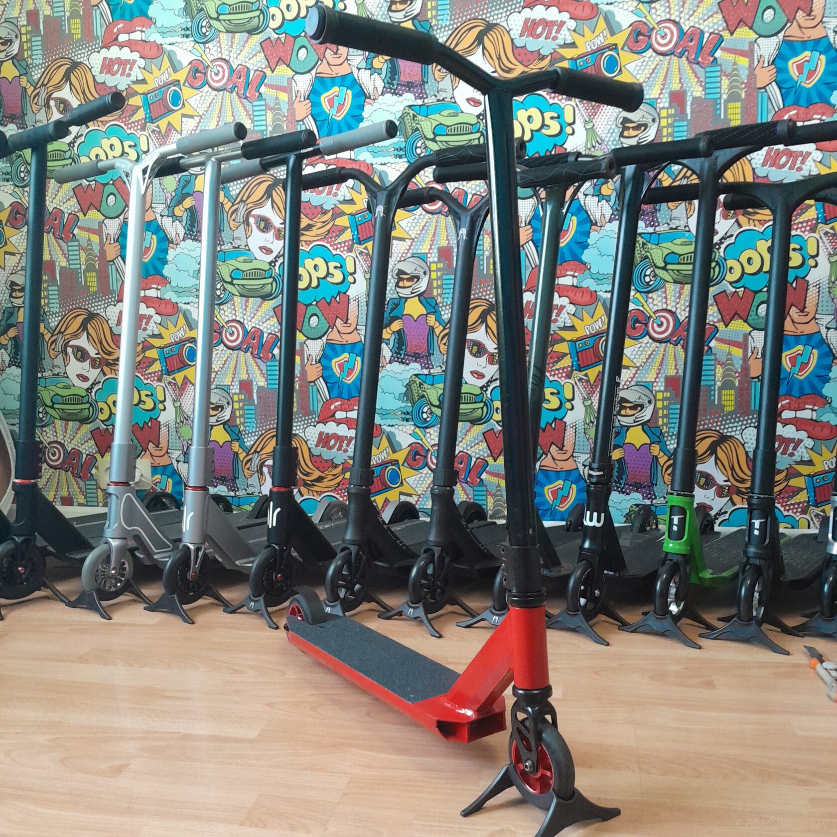 Красный ihc бу трюковой самокат стрит