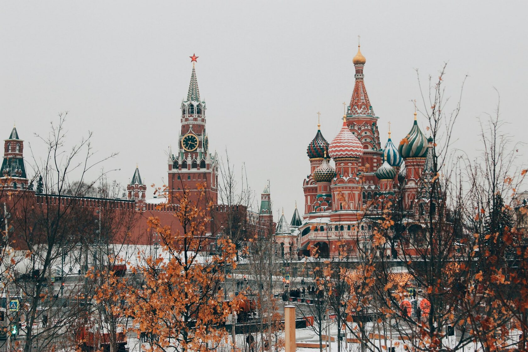 Двор старой Москвы