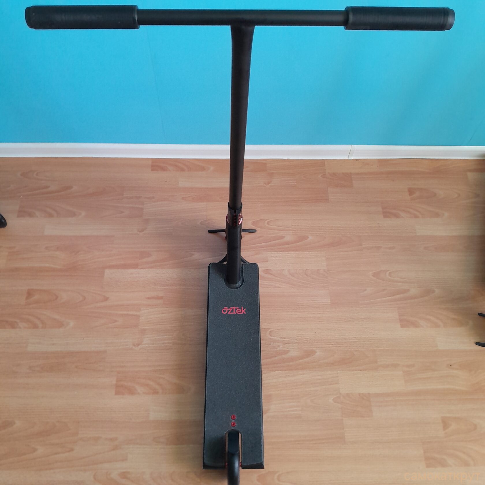 Трюковой самокат Aztek Siren чёрный