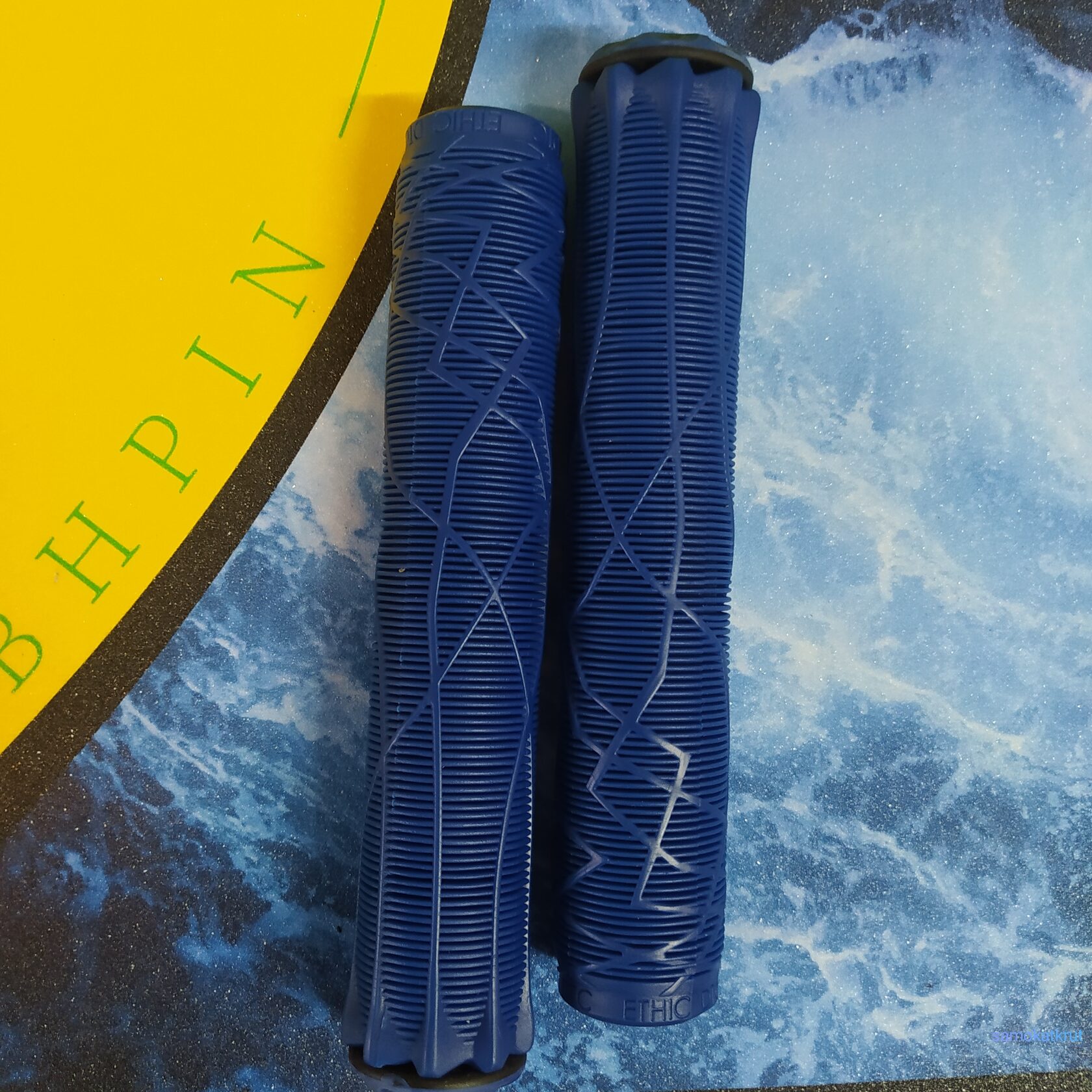 Грипсы для трюкового самоката 