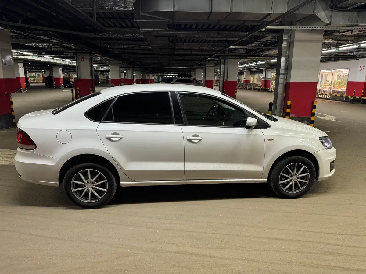 Тариф Эконом — VW Polo, KIA Rio, Skoda Rapid