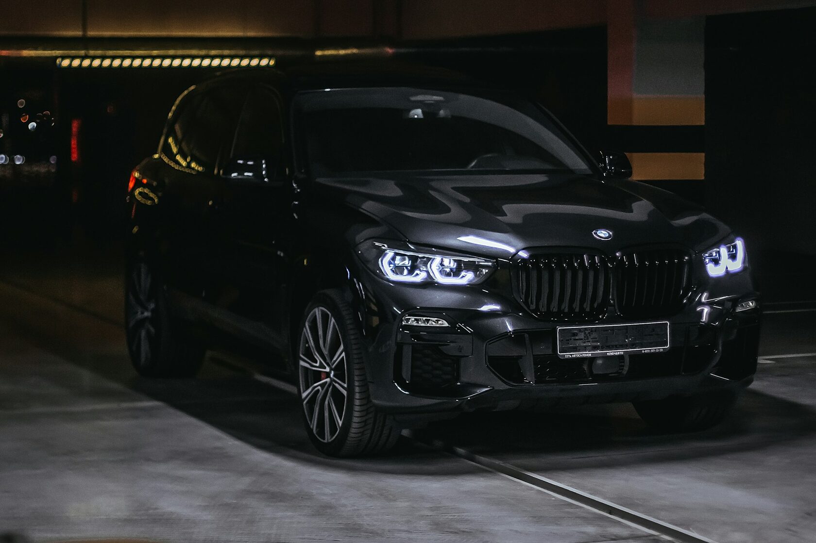 BMW X5 после полировки и керамического покрытия