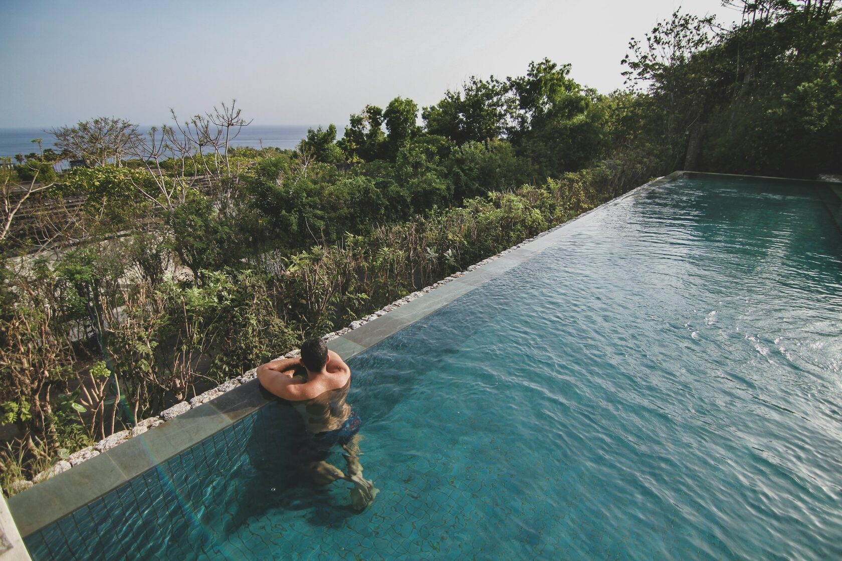 Uluwatu Cliff Estates — ocean-view villas in Bali