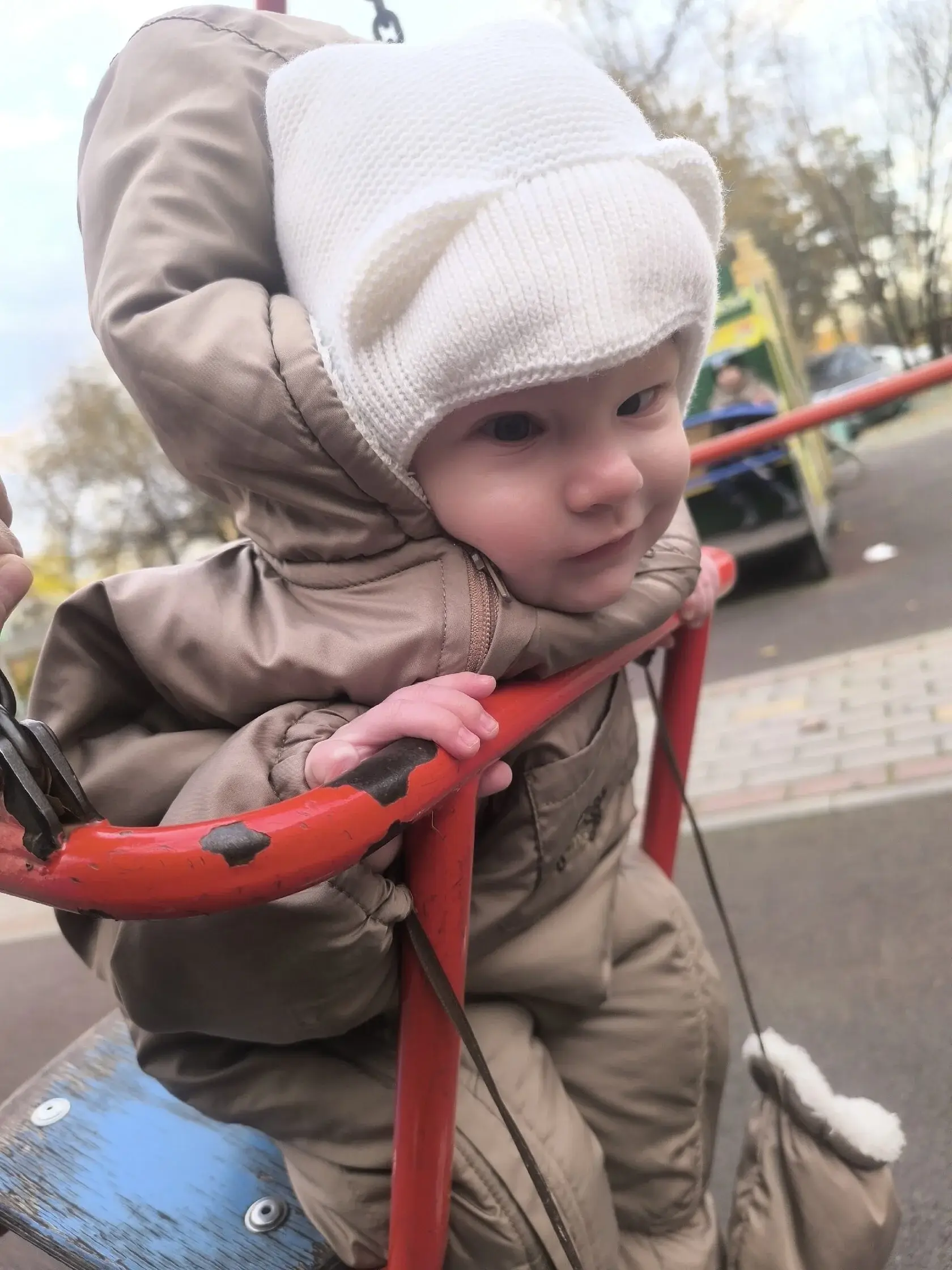 Нина на прогулке