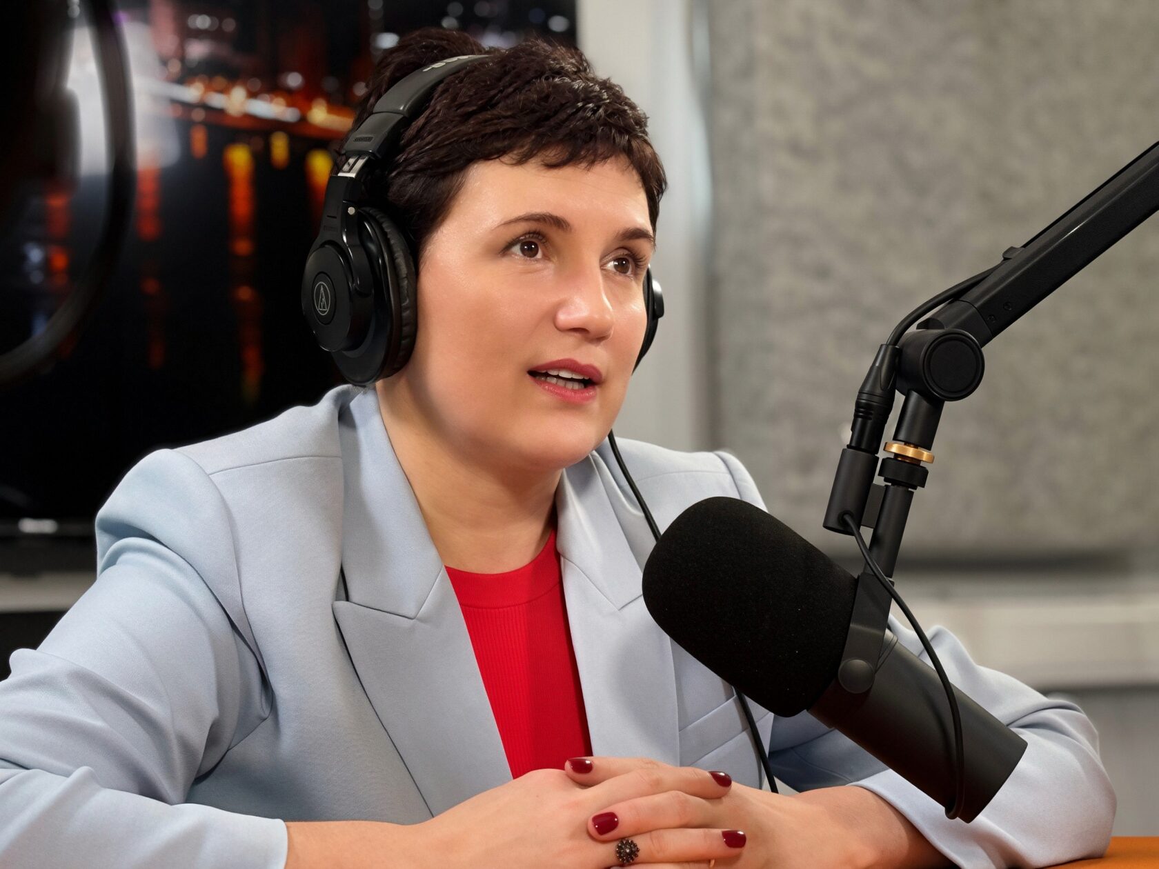 Евгения Осипова во время эфира