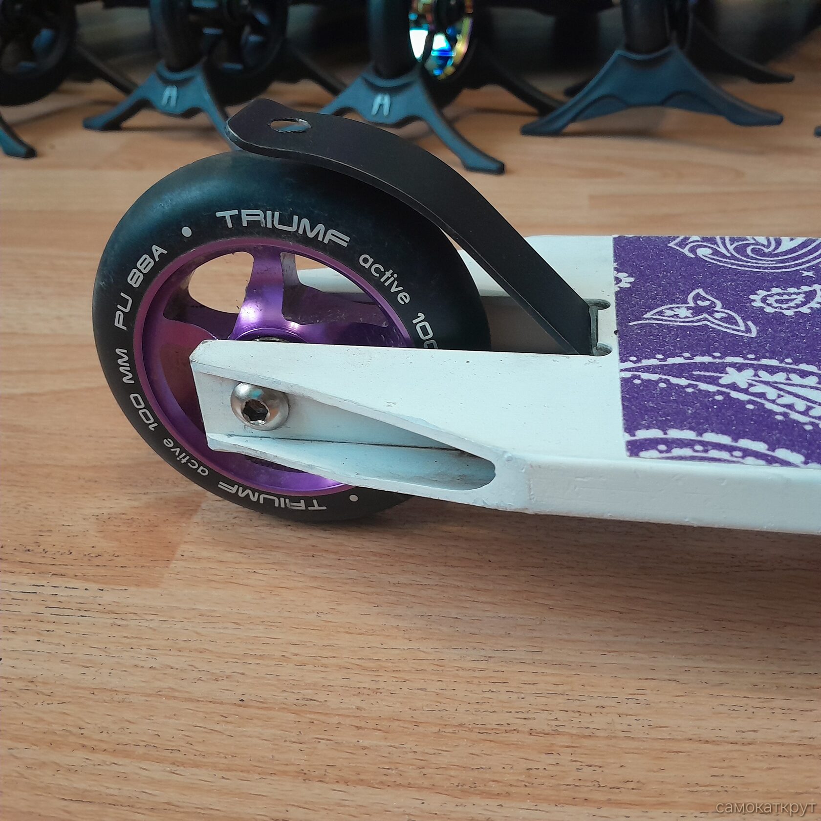 Fox raw бу трюковой самокат