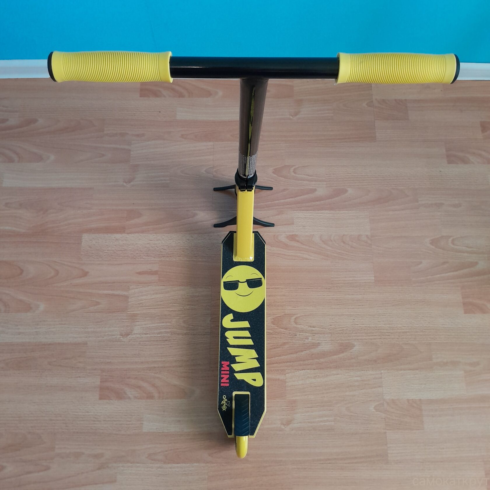 Трюковый самокат MINIJUMP детский