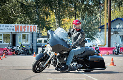 Обучение на мотоциклах Harley-Davidson — фото 5 с занятий мотошколы «Мастер»