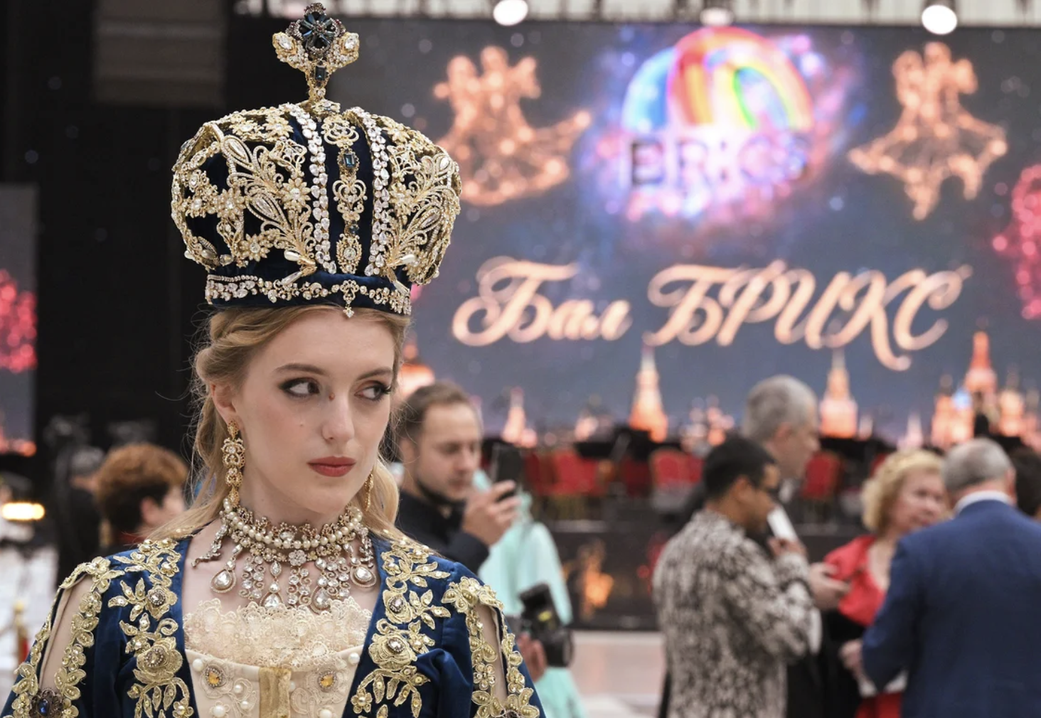 Вальс пар на паркете БРИКС