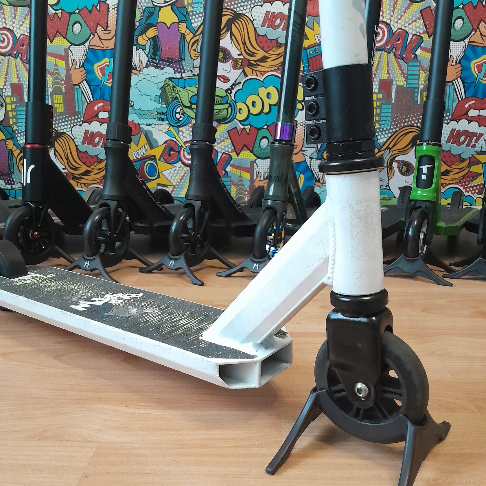 Детский бу трюковой самокат