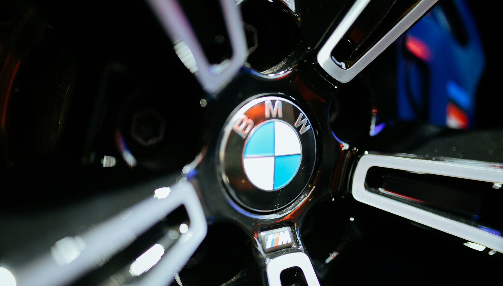 Деталь BMW G28 — легкосплавный диск