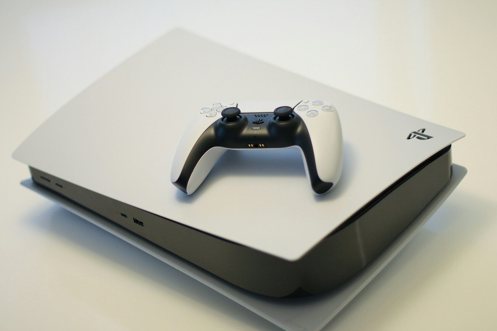 Игровая консоль PlayStation 5 Pro
