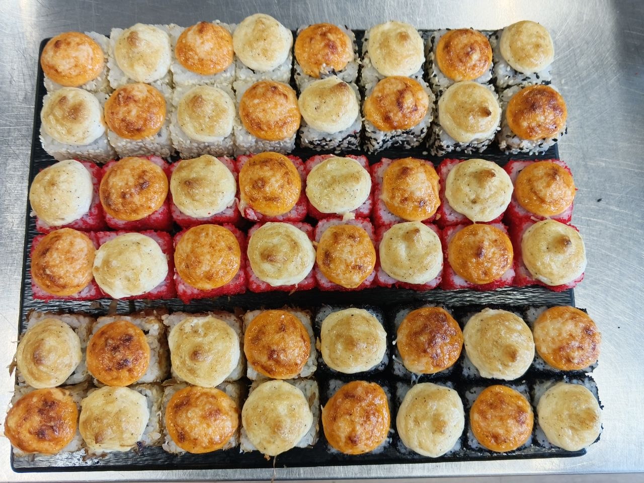 С курицей запечённый