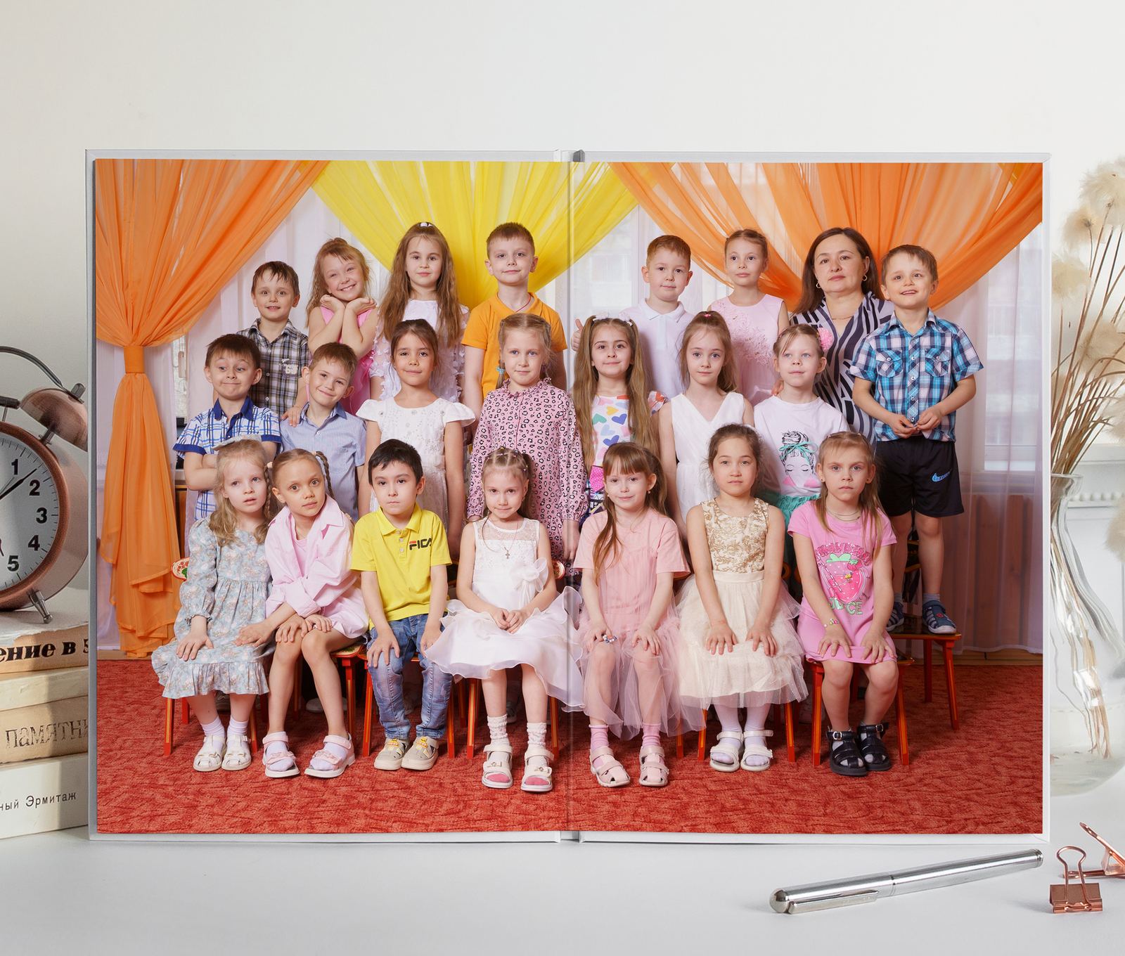 Дизайн 11 — выпускной альбом детского сада, разворот 5