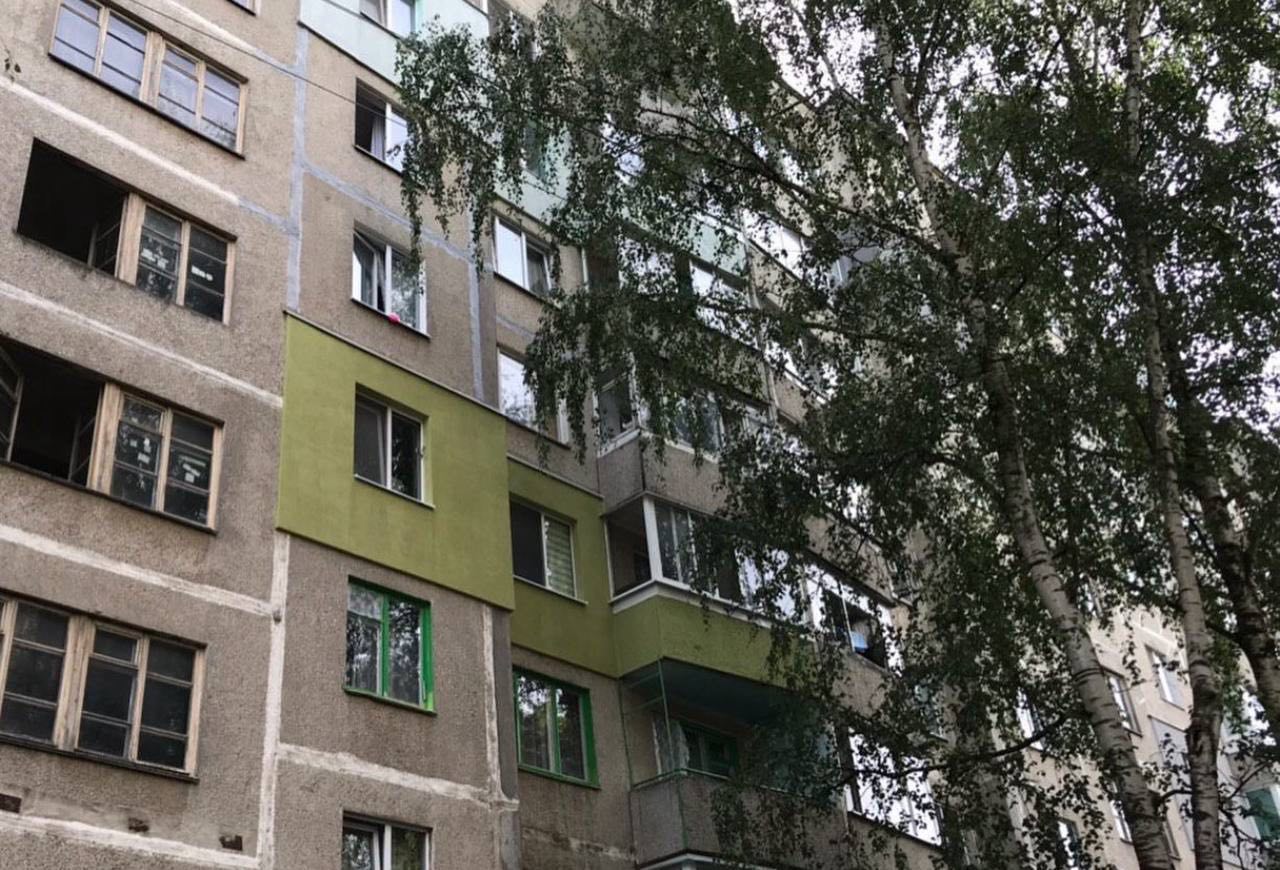 Общий вид утеплённого участка фасада жилого дома