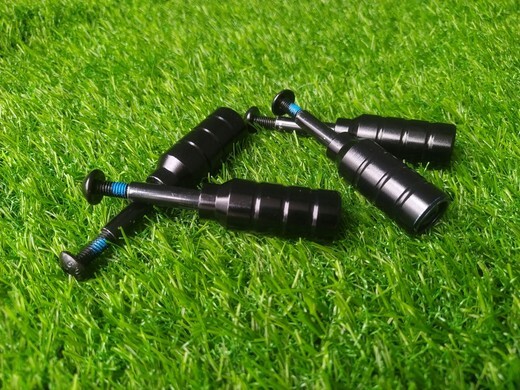 пэги на трюковой самокат