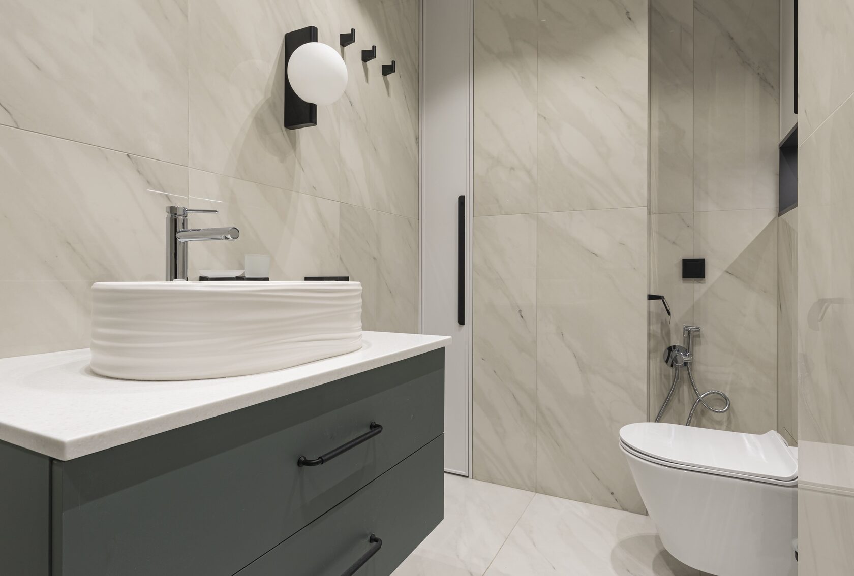 Ремонт санузла под ключ, Екатеринбург Ремонт ванной комнаты в Екатеринбурге — плитка и сантехника