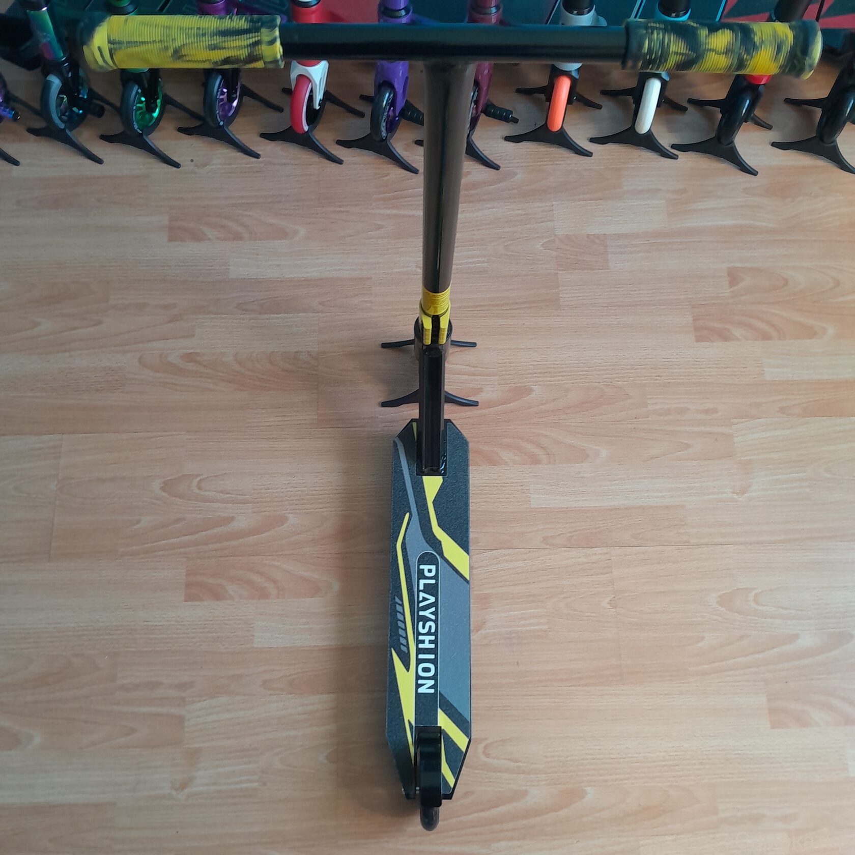 Трюковой самокат playshion для начинающих